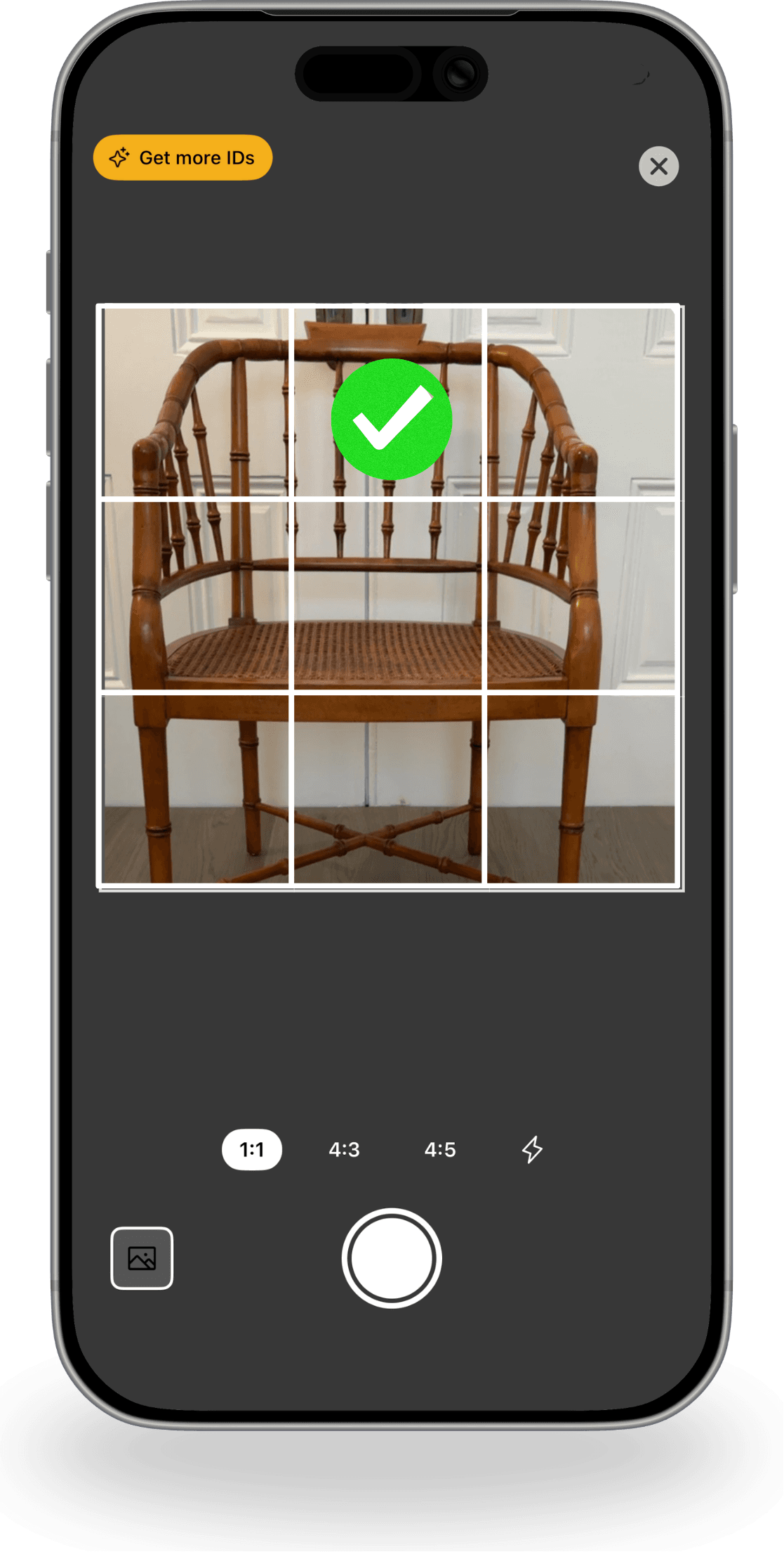 Tocuro iPhone app — camera capture screen to snap a photo and identify antique furniture